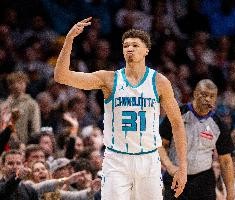 开云登录入口-萨隆谈表现：经历了起起落落这是成长的过程 现在我更加自如了