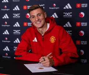 开云网页版中国官网-卡拉格：舍什科比霍伊伦更出色，但曼联的压力很多年轻人都遭不住