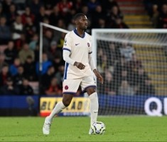 阿达拉比奥尤：生涯首秀是代表曼城1-5输给蓝军；儿时偶像有很多